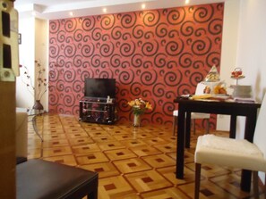 Classic Apartment, 1 Double Bed with Sofa bed, City View | Living room | Plasma TV