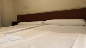 Wifi gratis y ropa de cama 