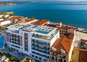 Sundeck - Las Hotel & Spa (East Mani)