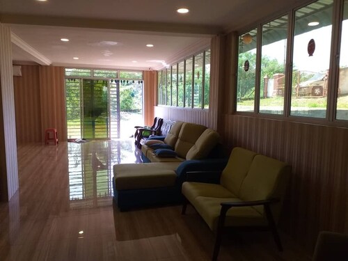 Spacious Home Stay at Alor Gajah (Kampung Ganun)