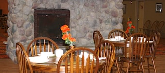 Northwoods Lodge