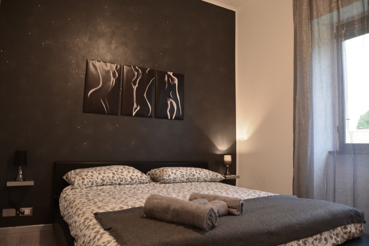 1 bedroom, in-room safe, iron/ironing board, free WiFi