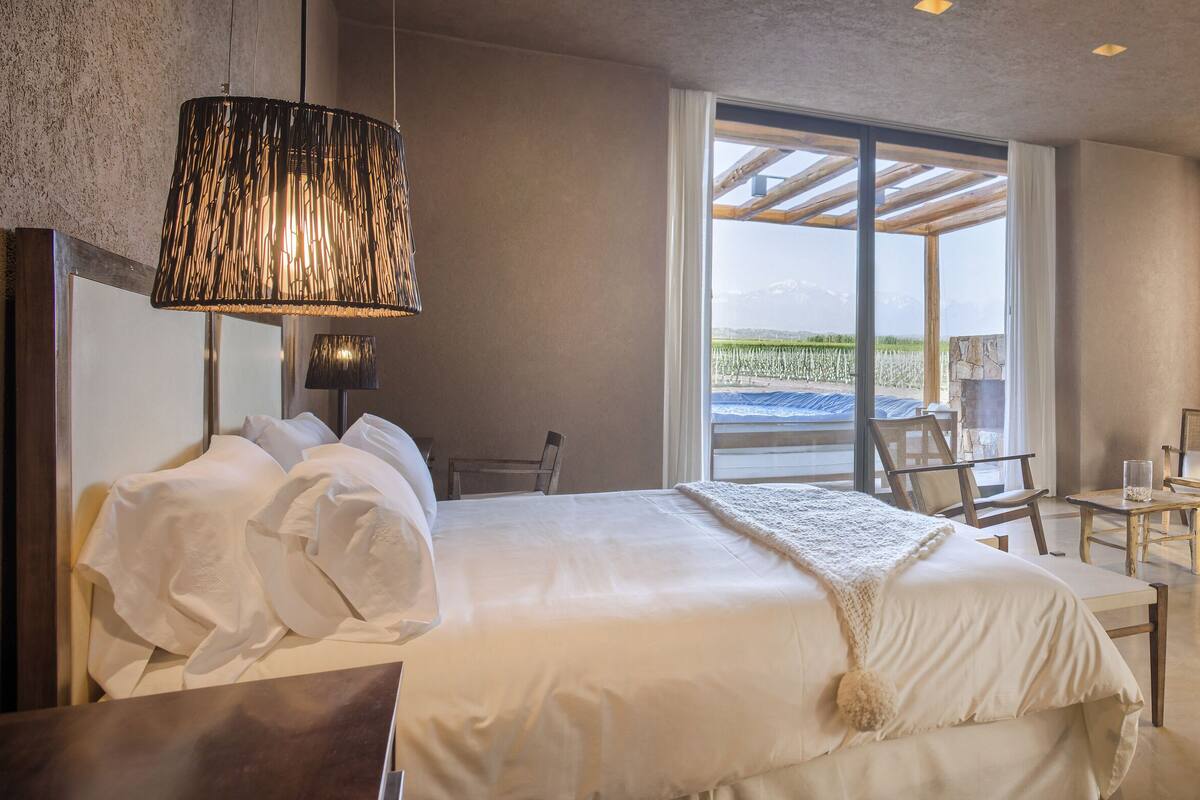 1 bedroom, premium bedding, down duvets, pillow-top beds