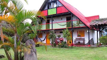 Façade de lâhĂ©bergement