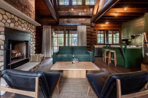 Chalet | Living area