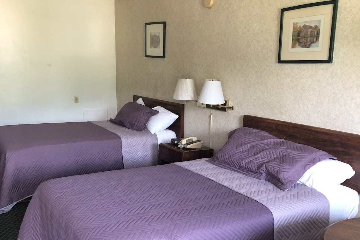 In-room safe, iron/ironing board (on request), rollaway beds (surcharge)