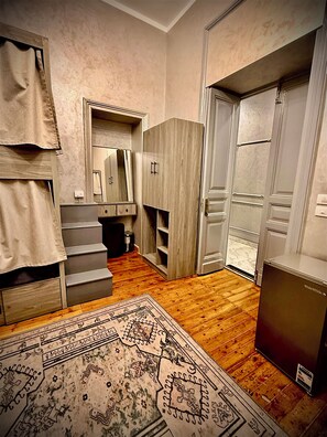 Superior Shared Dormitory, Women only, Air conditioning | In-room safe, blackout drapes, free WiFi, bed sheets - Heritage Hostel (Cairo)