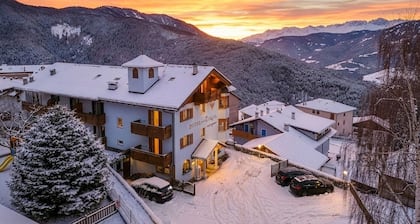 Hotel Tirol Natural Idyll