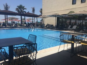 Utomhuspool