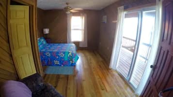 1 bedroom, iron/ironing board, bed sheets