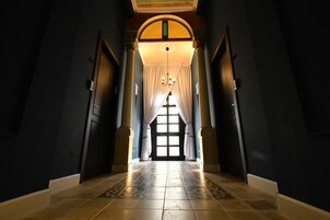 Zona de estar del vestíbulo