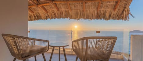 Deluxe Apartment, 3 Bedrooms, Sea View | Terrace/patio