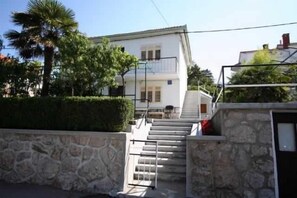 Exterior - Apartment Hodzic nr 3 (Silo - island Krk)