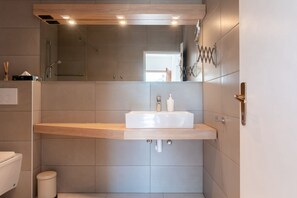 Shower, hair dryer - Apartments Balent (10044-A3) - Silo - island Krk (Silo - island Krk)