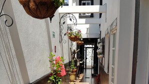 Exterior detail - Hotel Tres Sofías (Querétaro)