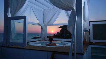 Junior Suite, 1 Queen Bed, Private Pool, Sea View (Armony) | Minibar, in-room safe, individually decorated, individually furnished