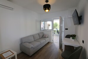 Living area - Apartments Nadenic (10065-A1) - Silo - island Krk (Silo - island Krk)