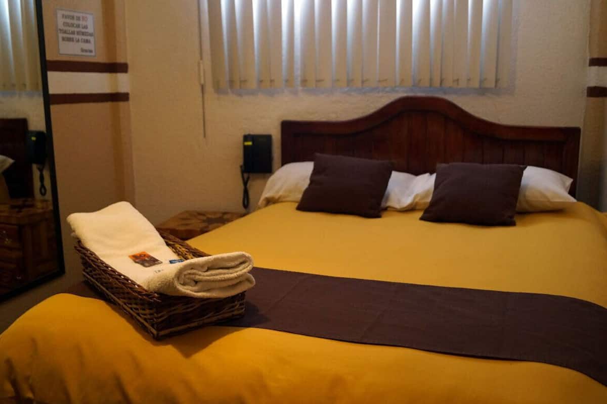 Habitación básica doble | Wifi gratis