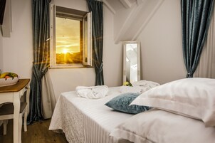 1 habitación, ropa de cama de alta calidad y minibar 