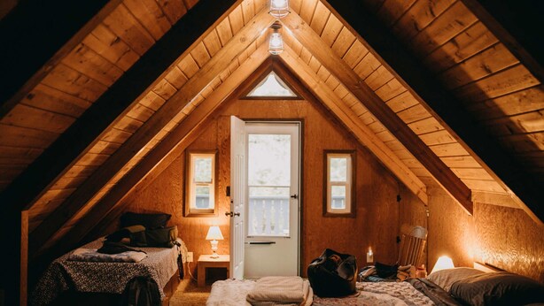 Room - august place (Spokane)