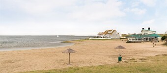Detached holiday house with garden.