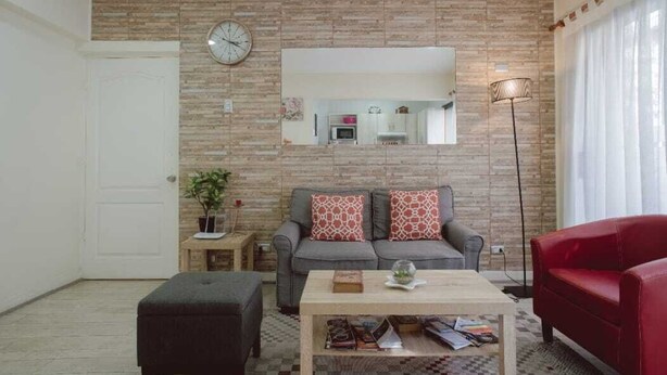 Beautiful apartment in unbeatable location | 거실 공간