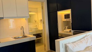 1 bedroom, soundproofing, iron/ironing board, WiFi (free)