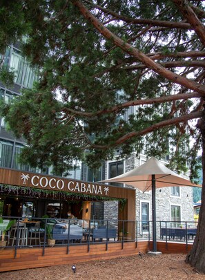 Terrace/patio - Ramada by Wyndham Queenstown Central (Queenstown)