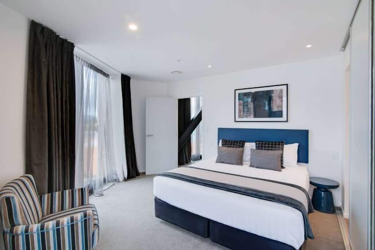 1 bedroom, blackout curtains, soundproofing, iron/ironing board