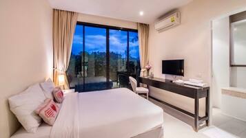 Bügeleisen/Bügelbrett, Internetzugang, Bettwäsche