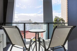 Deluxe Apartment, City View | Terrace/patio - BHB Designer Collingwood (Collingwood)