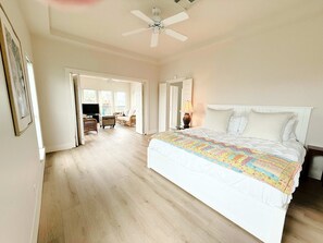 4 Schlafzimmer, Betten mit Memory-Foam-Matratzen, WLAN, Bettwäsche