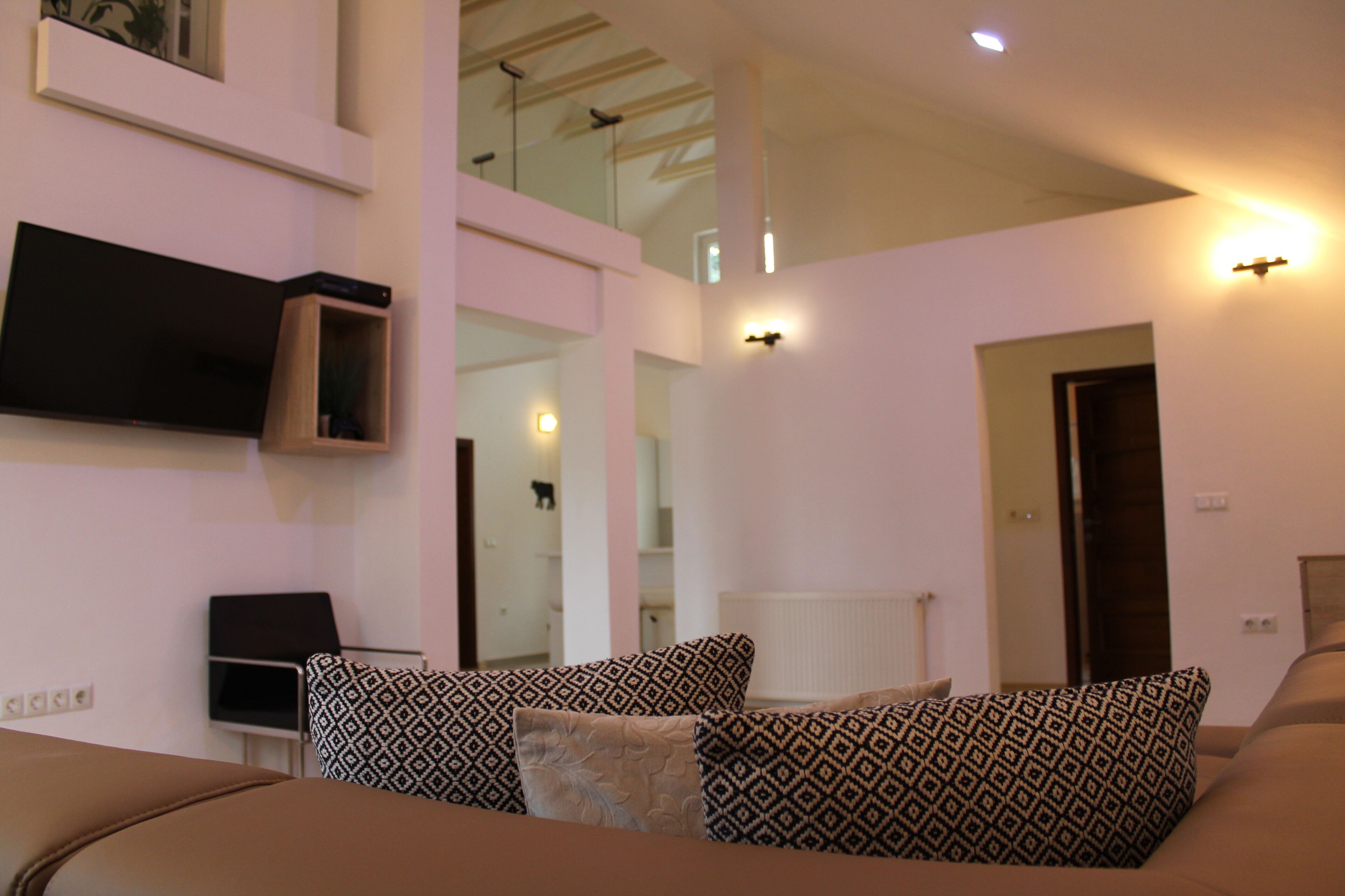 TV, video-game console, stereo