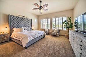 4 bedrooms, iron/ironing board, Internet, bed sheets