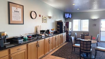 Termasuk sarapan layan diri setiap hari