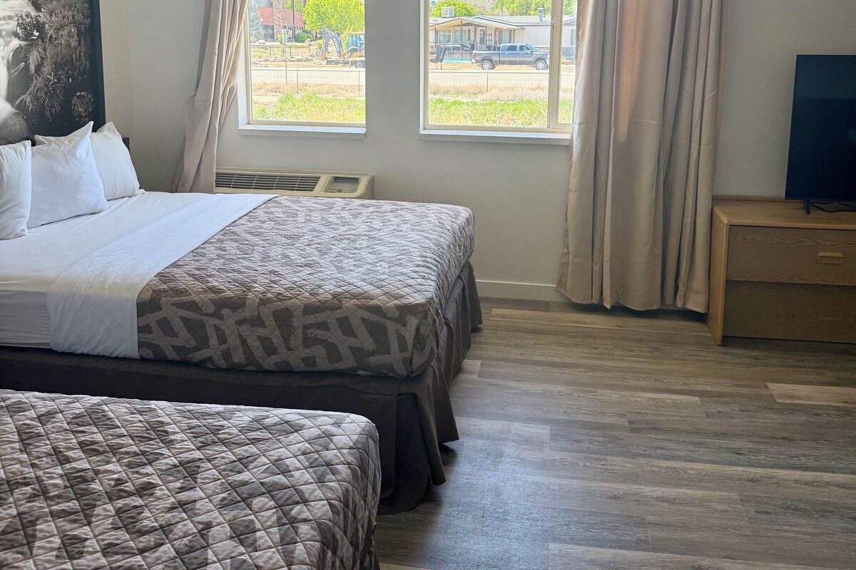 Executive Double Room | Soundproofing, free WiFi, bed sheets