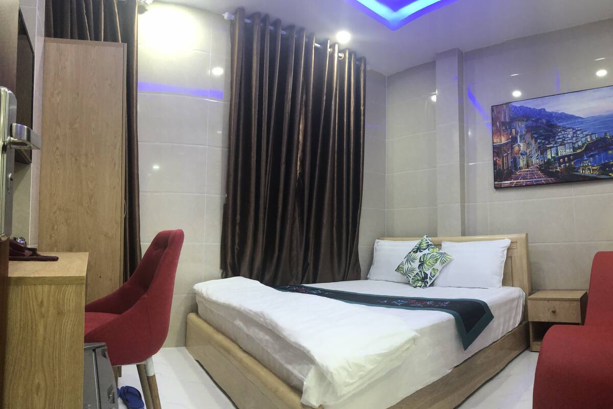 Deluxe Double Room, 1 Queen Bed, City View
