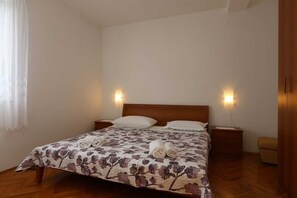 2 bedrooms, free WiFi, bed sheets - Apartment Sucic Ivan (60259-A2) (Silo - island Krk)