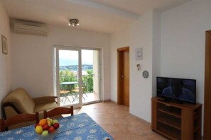 TV - Apartment Sucic Ivan (60259-A2) (Silo - island Krk)