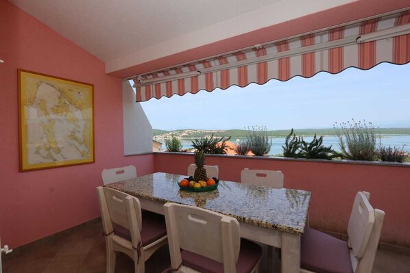 Outdoor dining - Apartment Klimno View Point (49852-A1) (Klimno - island Krk)