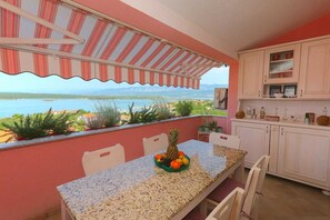 Outdoor dining - Apartment Klimno View Point (49852-A1) (Klimno - island Krk)