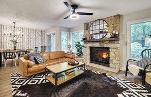 Smart TV, chimenea, videojuegos y Netflix 