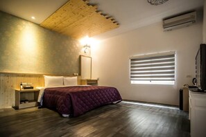 Double Room (C101) | Desk, rollaway beds, free WiFi - Mingyuan Hotspring (Tainan)