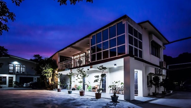 Front of property - Mingyuan Hotspring (Tainan)