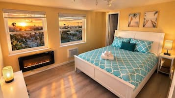 3 bedrooms, desk, iron/ironing board, WiFi