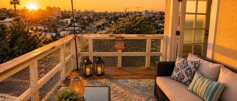 المنطقة المحيطة بالمنشأة