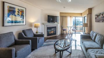 TV, fireplace, offices