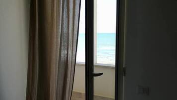 Vue depuis lâhĂ©bergement