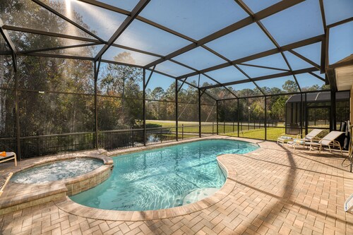 UTOPIA-10 mins Disney, UPGRADED Pool/Spa,Games Room, WIFI,Gated Community