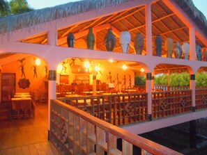 Breakfast, lunch, dinner served; local and international cuisine  - Trecicogne (Morondava)